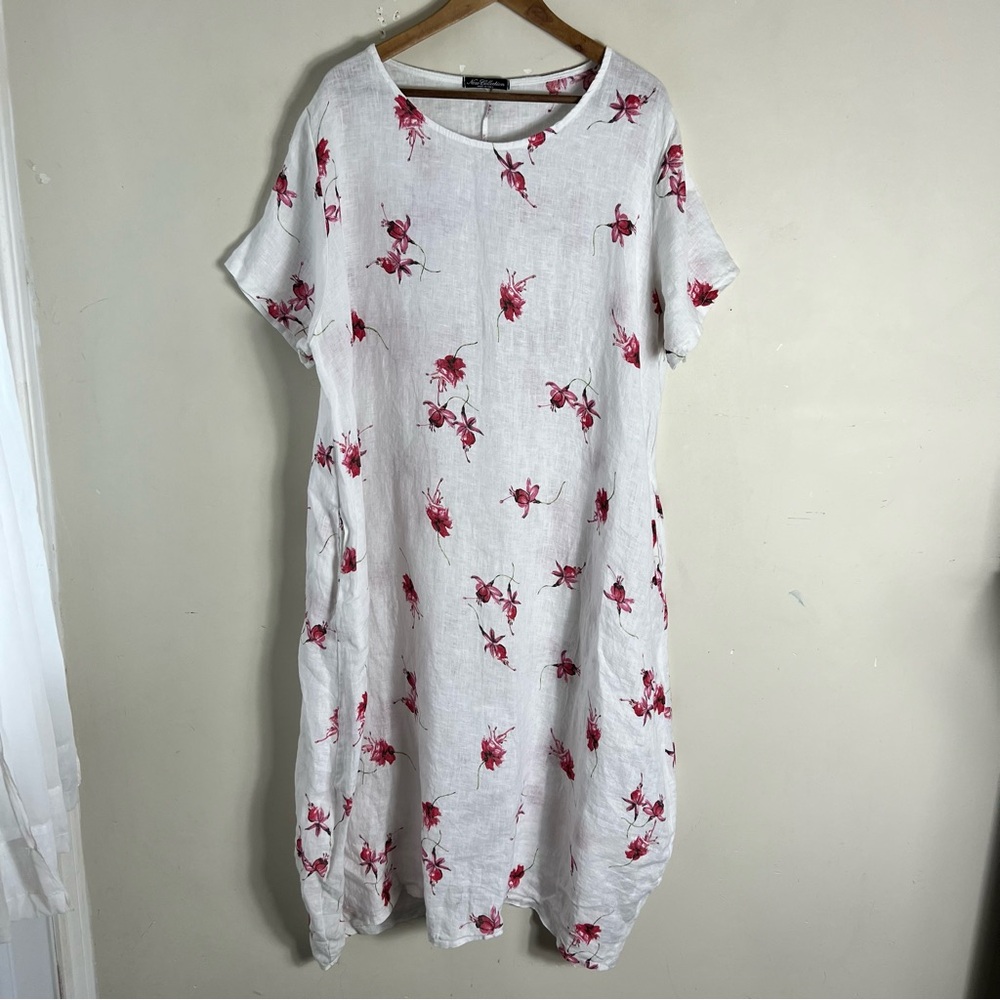 Relaxed White Linen Maxi Dress with Pink Floral Print